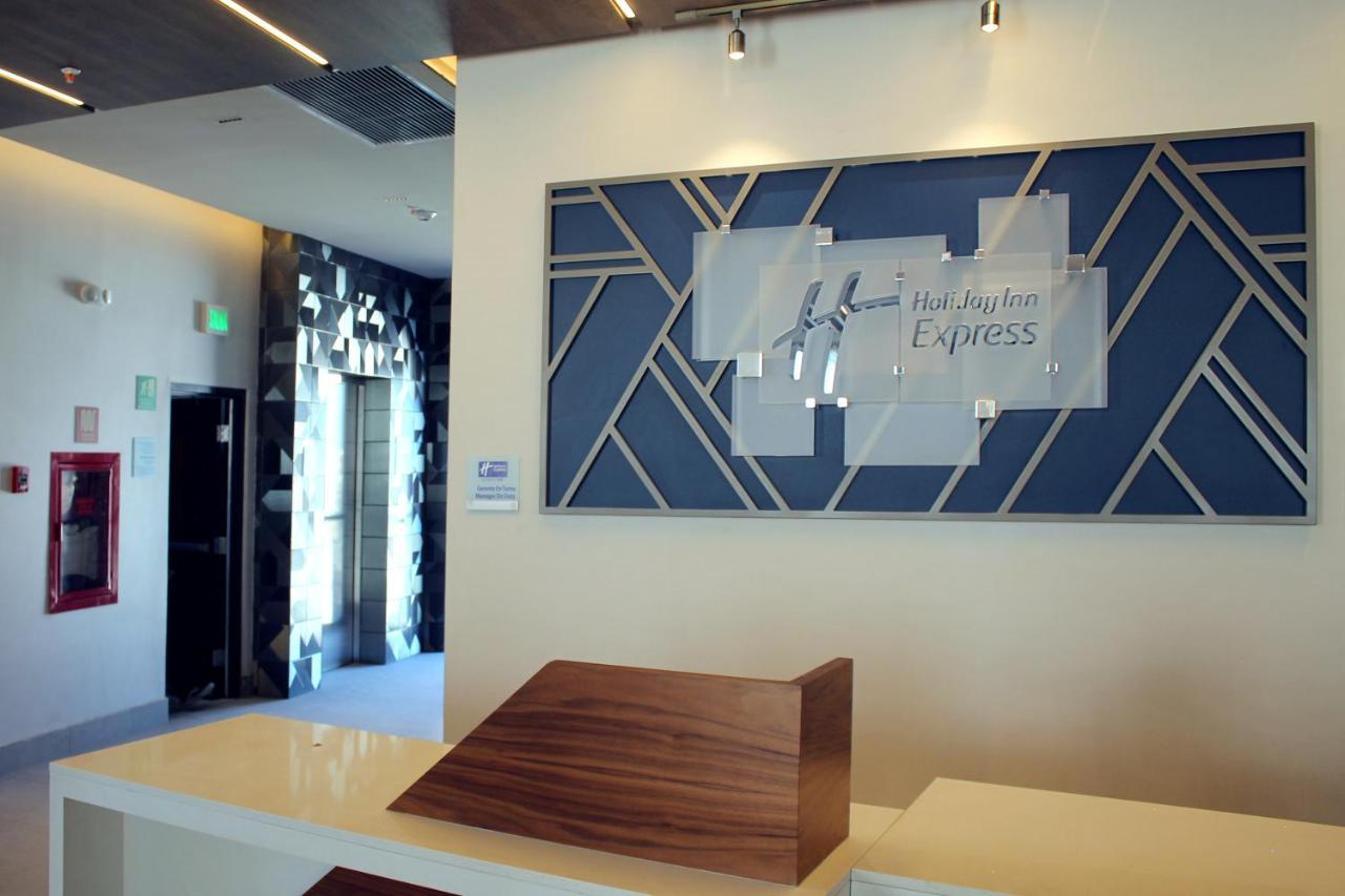 Holiday Inn Express - Monterrey - Fundidora By Ihg Zewnętrze zdjęcie