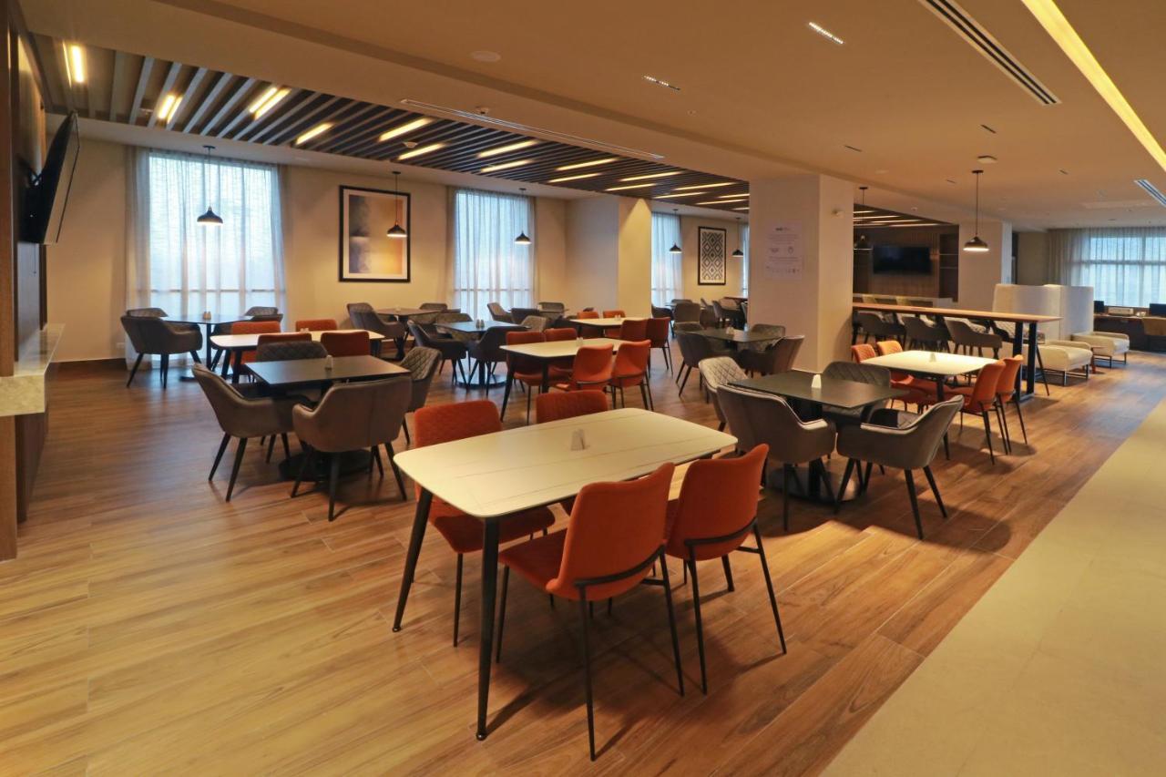 Holiday Inn Express - Monterrey - Fundidora By Ihg Zewnętrze zdjęcie