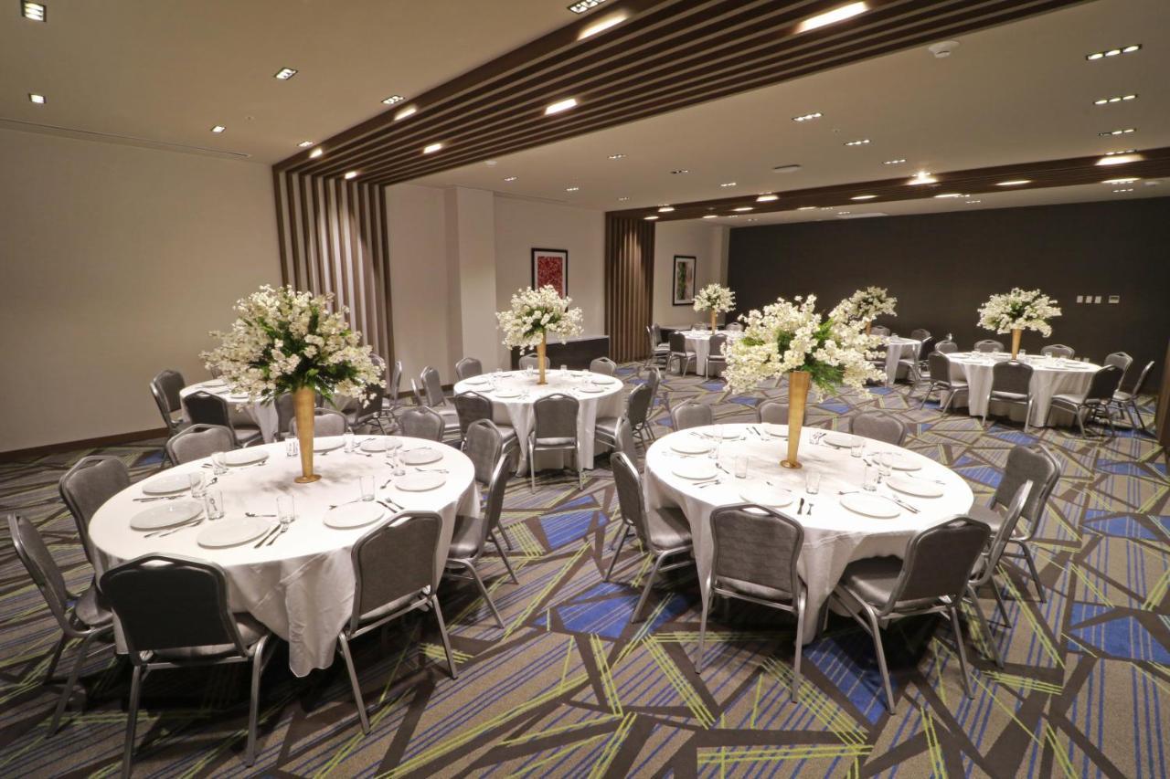 Holiday Inn Express - Monterrey - Fundidora By Ihg Zewnętrze zdjęcie