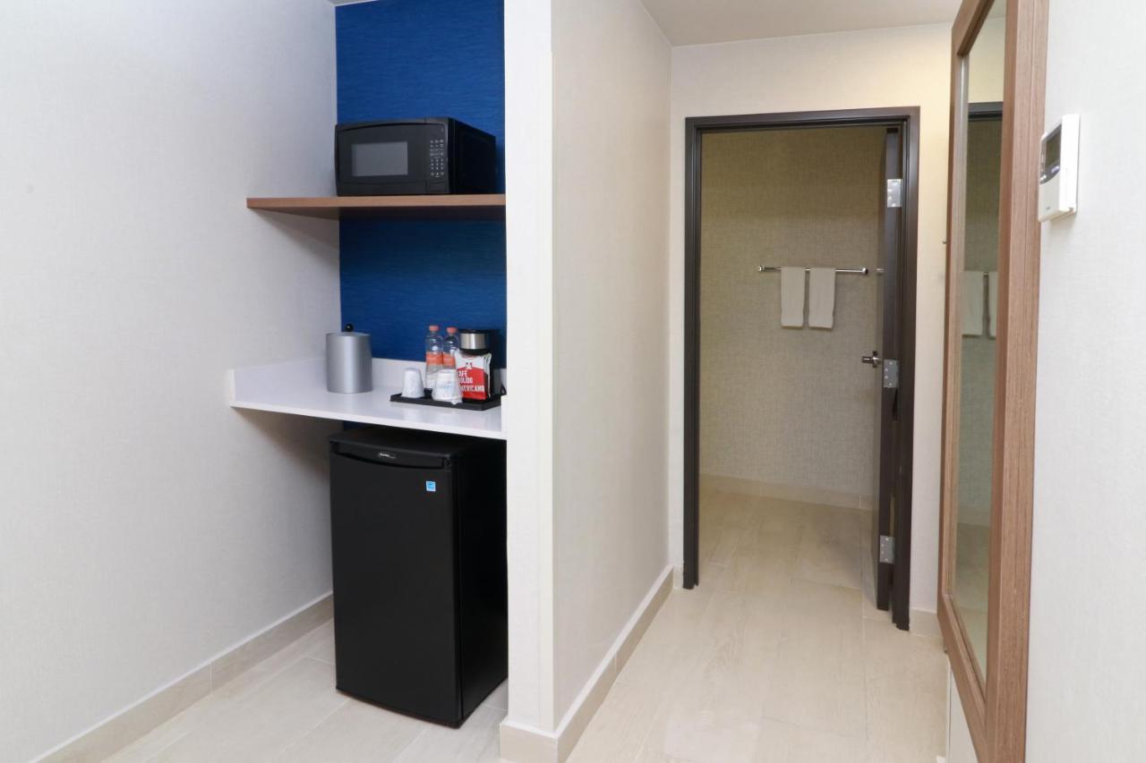 Holiday Inn Express - Monterrey - Fundidora By Ihg Zewnętrze zdjęcie