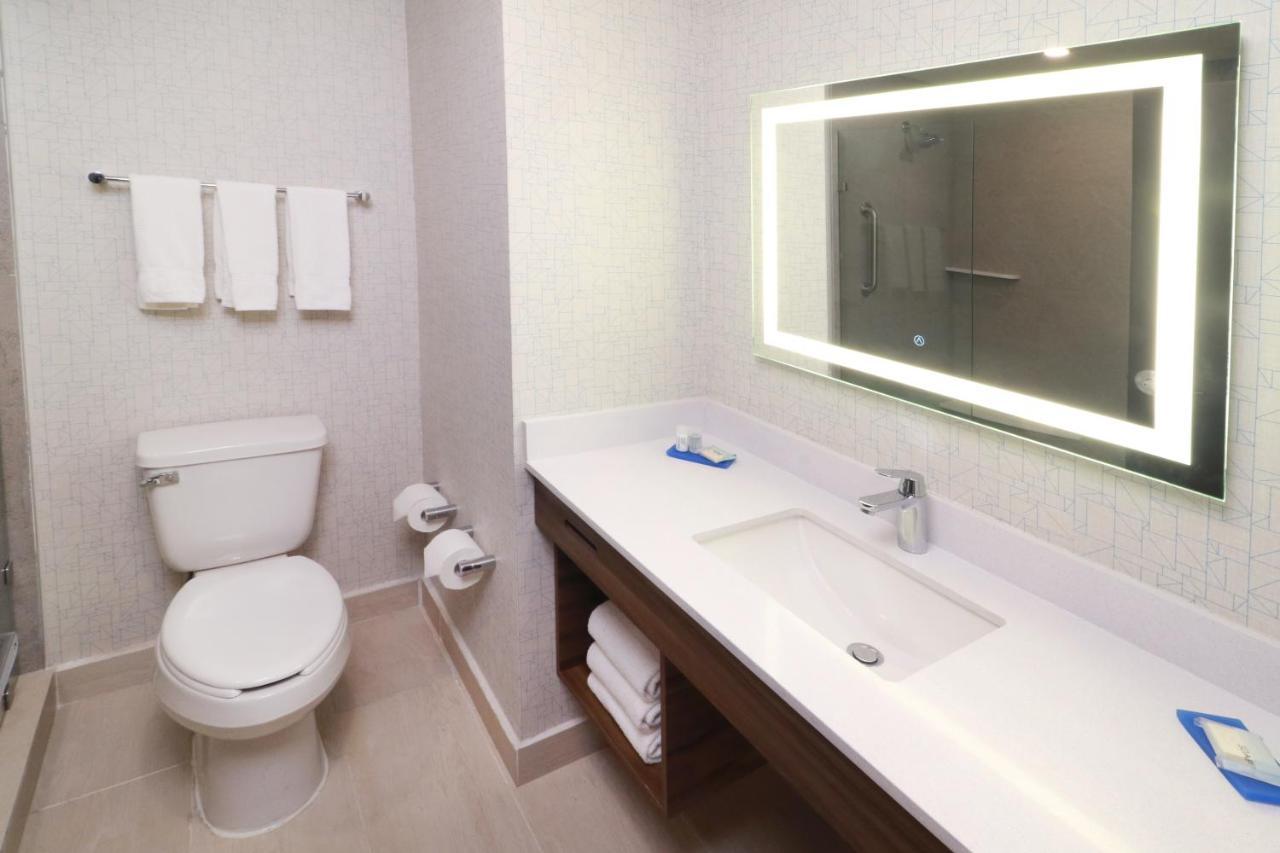 Holiday Inn Express - Monterrey - Fundidora By Ihg Zewnętrze zdjęcie