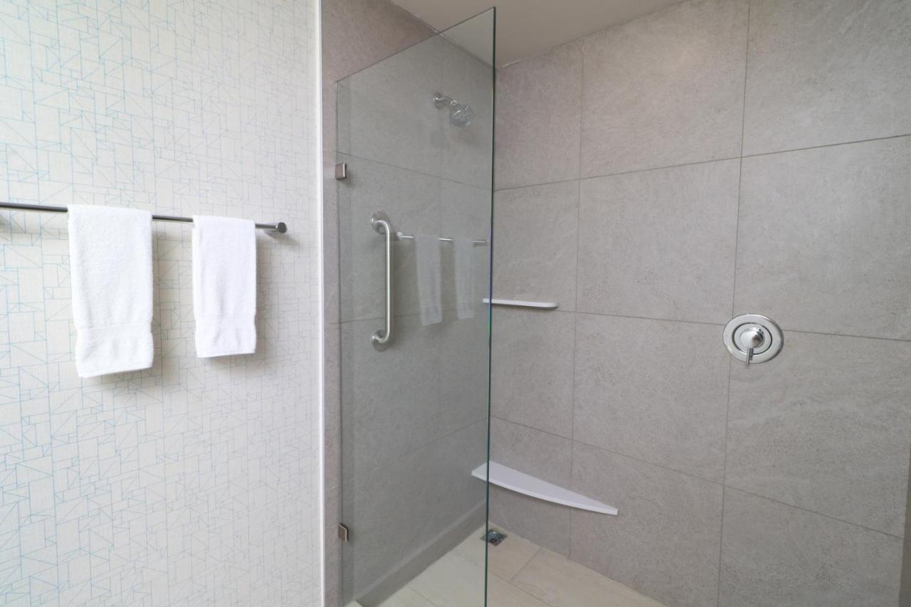 Holiday Inn Express - Monterrey - Fundidora By Ihg Zewnętrze zdjęcie